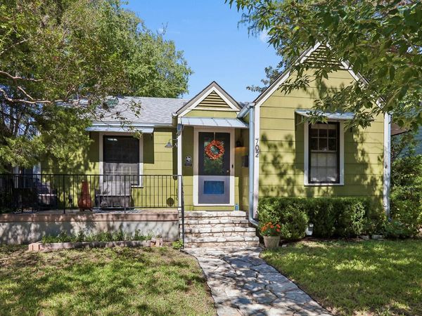 702 E 45th 1/2 ST, Austin, TX 78751