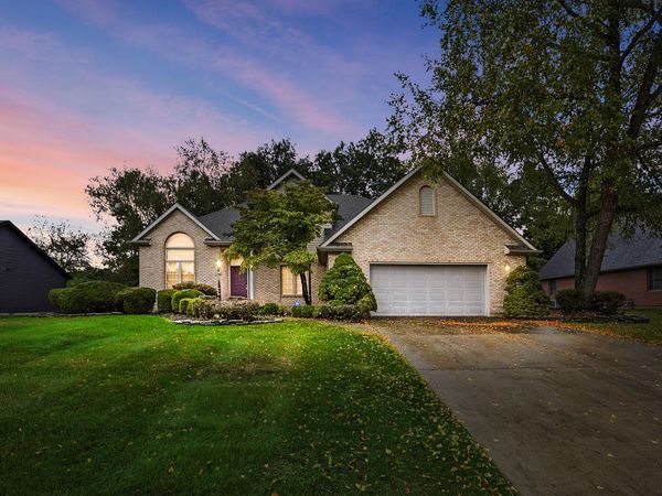 1974 Appian Way, Springfield, OH 45503