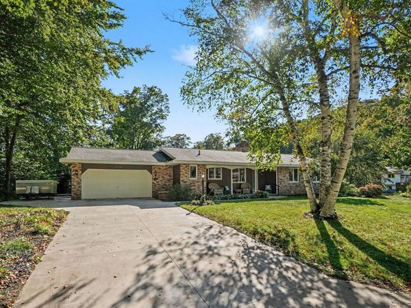 17292 Burkshire Drive, Grand Haven, MI 49417