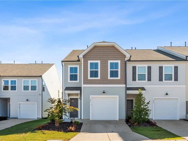 821 Falls Grove Trail , High Point, NC 27265