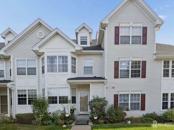 1505 Blossom Circle, Dayton, NJ 08810