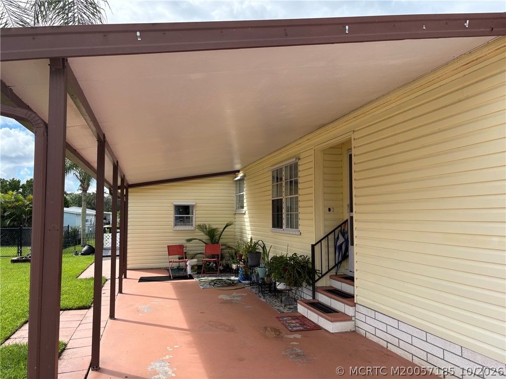 2460 SW Versailles Terrace , Stuart, FL 34997 Photo