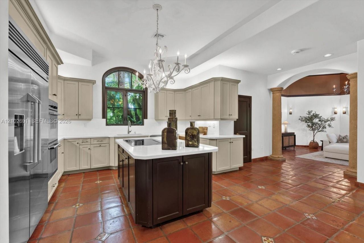 5746 SW 100th St , Pinecrest, FL 33156 Photo