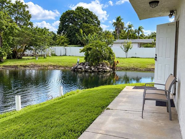 16231 Stirling Rd , Unit 1, Southwest Ranches, FL 33331