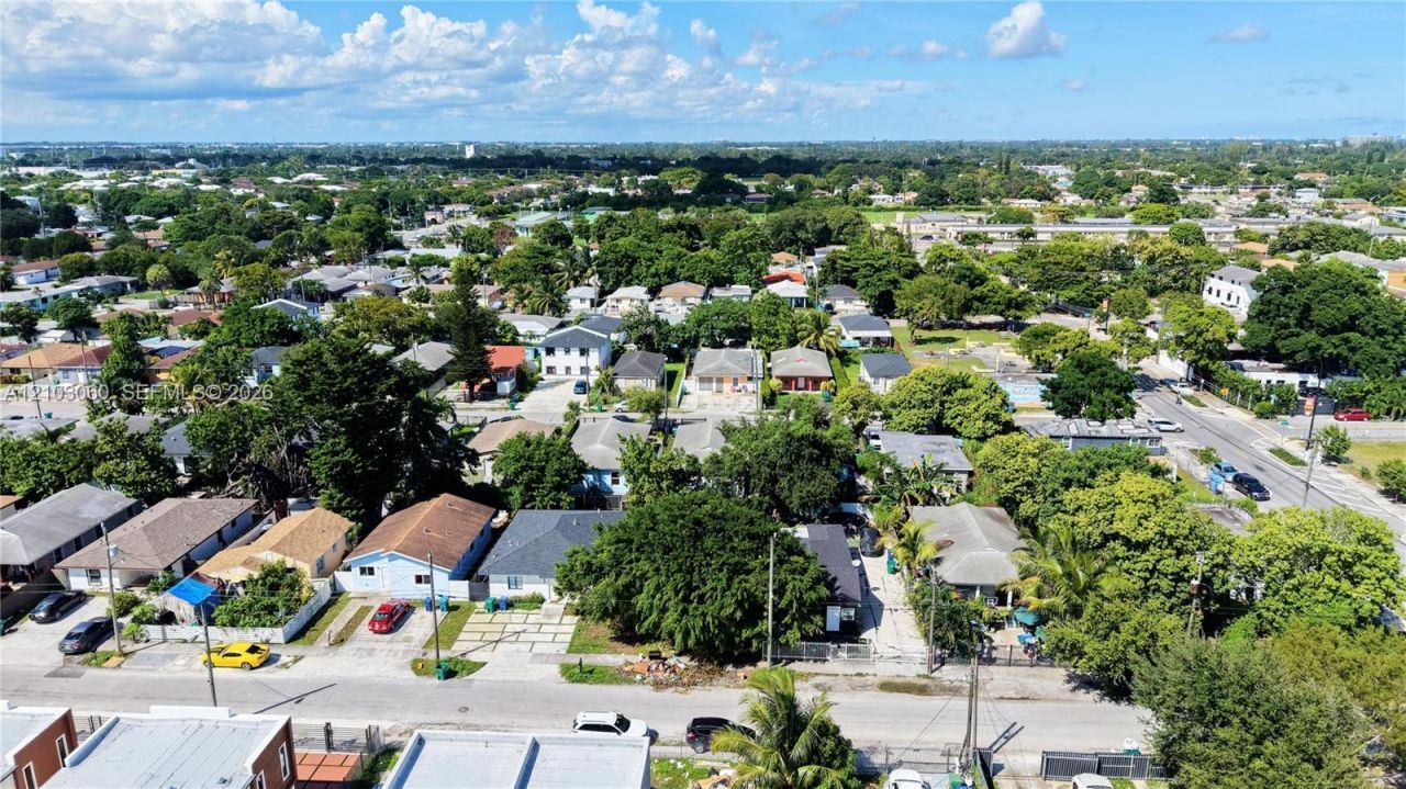 1825 NW 68th Ter, Miami, FL 33147 Photo