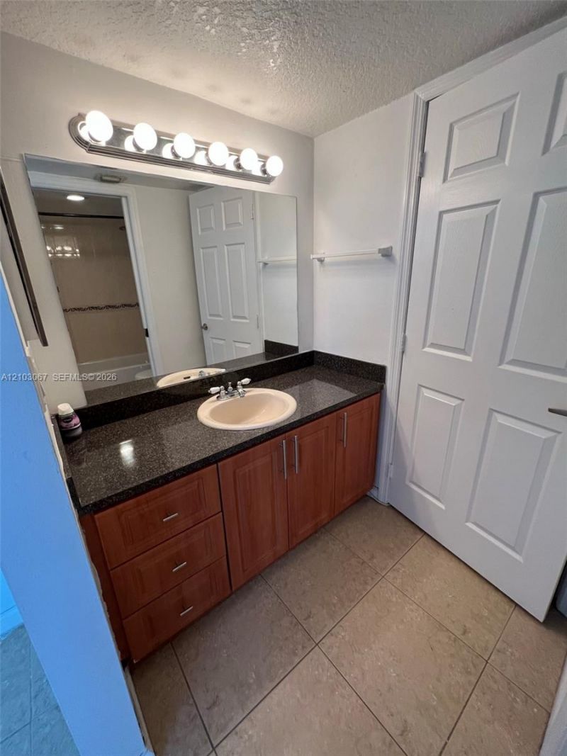 1900 N Congress Ave , Unit 411, West Palm Beach, FL 33401 Photo