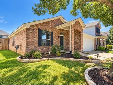 13252 Ridgepointe Road, Fort Worth, TX 76244