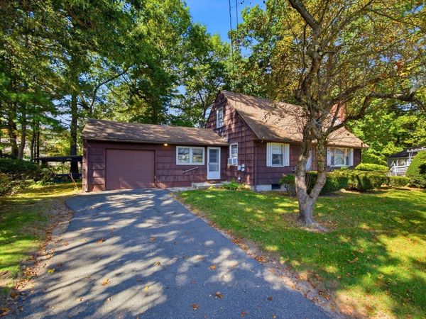 58 Pine Hill Rd., Springfield, MA 01118