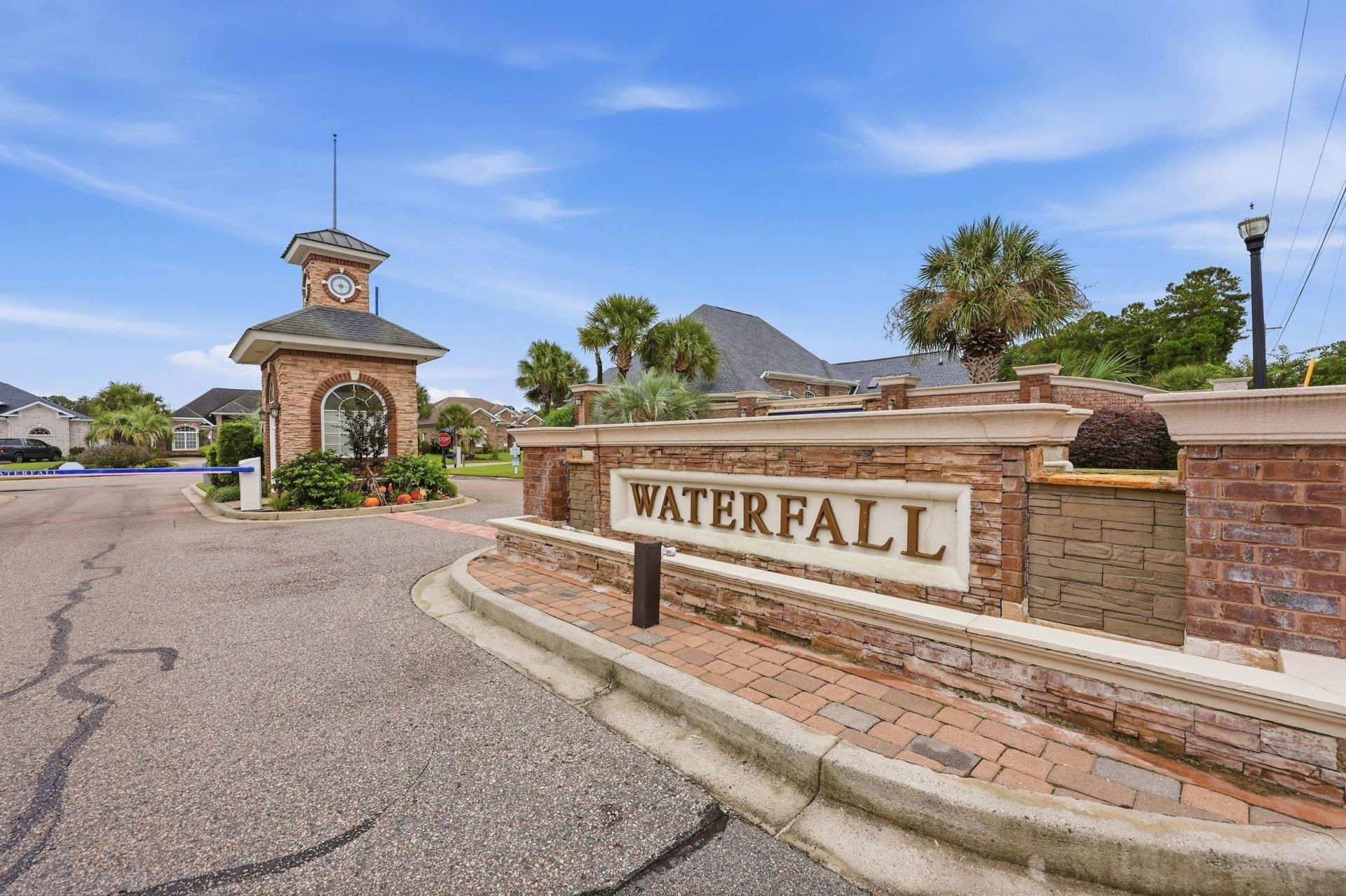 201 Waterfall Circle Photo 18