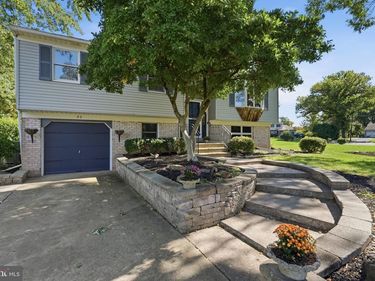82 PAWNEE ROAD, DOYLESTOWN, PA 18901