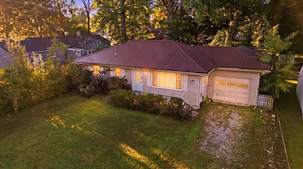 367 Carmel Ave, Galion, OH 44833 Main Photo