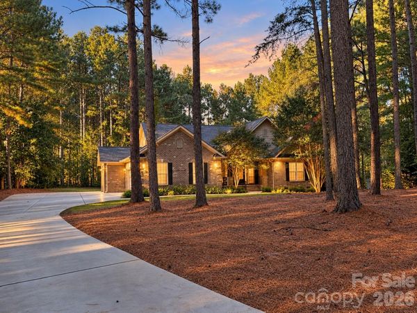6978 Pebble Bay Drive, Denver, NC 28037