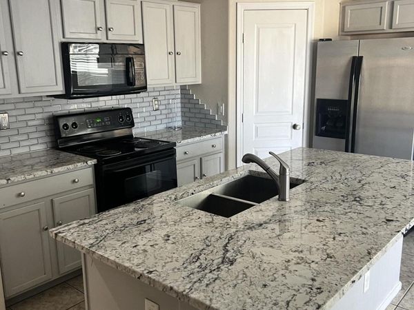 5906 S 16TH Drive, Phoenix, AZ 85041