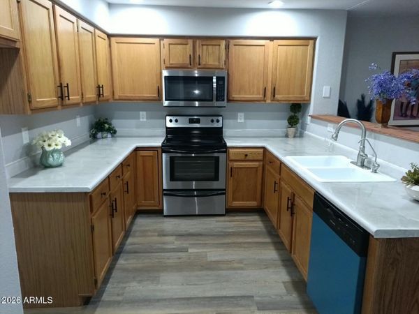 4743 W ALICE Avenue, Glendale, AZ 85302