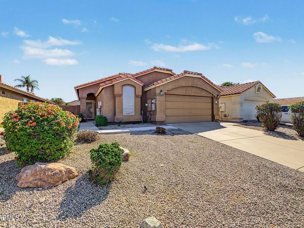 2029 S AVOCA, Mesa, AZ 85209