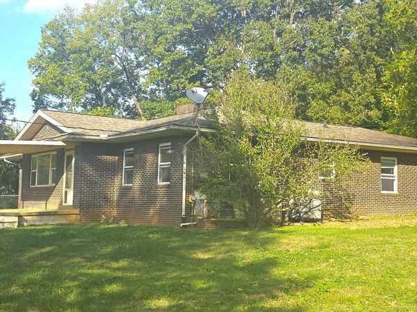 204 McCall Rd, Maryville, TN 37804