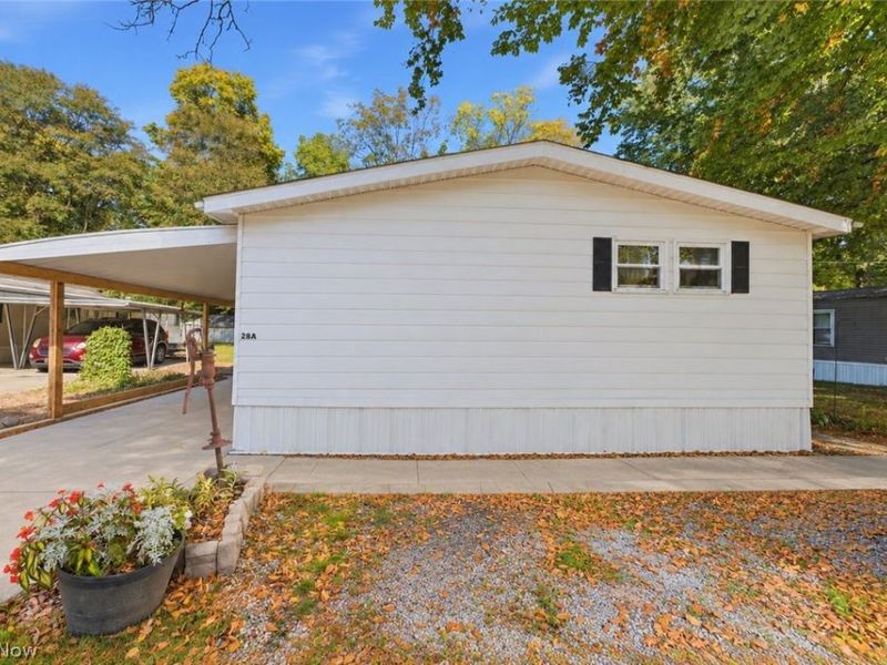 240 N Millborne Road, Unit 28A, Orrville, OH 44667 Photo 2