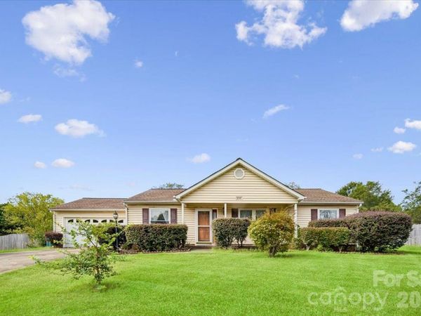 8544 Indian Summer Trail, Harrisburg, NC 28075