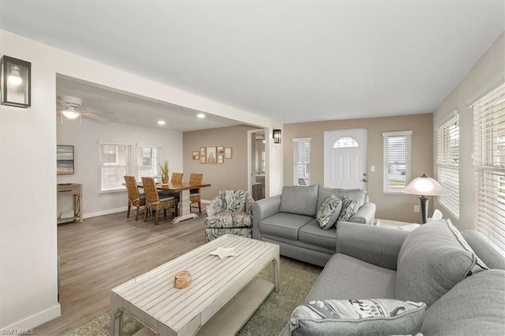 160 Adrienne Dr , Fort Myers, FL 33908 Photo