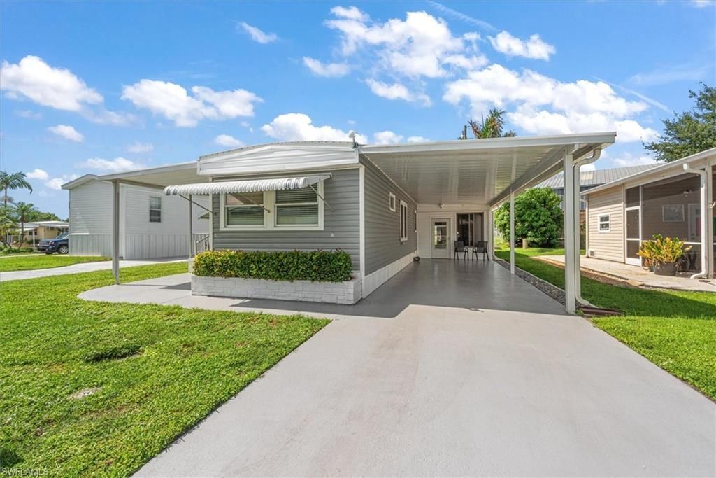 160 Adrienne Dr , Fort Myers, FL 33908 Photo