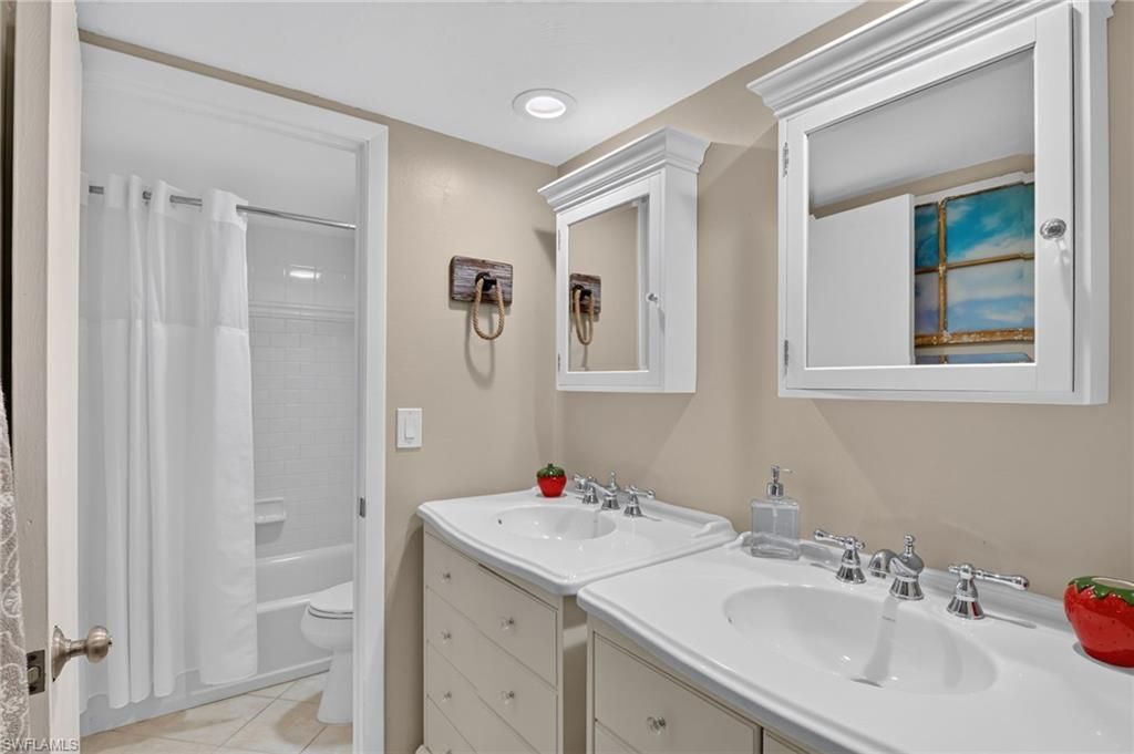 1428 Park Shore Cir, Unit 4, Fort Myers, FL 33901 Photo