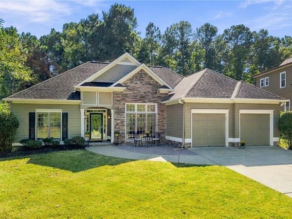 910 Bridge Mill Avenue , Canton, GA 30114