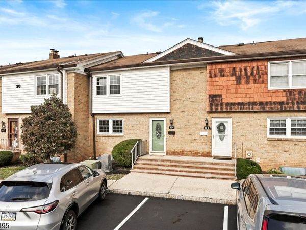 30 Farm Rd, Hillsborough, NJ 08844