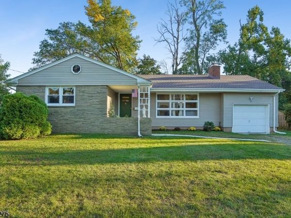 747 3rd St, Dunellen, NJ 08812