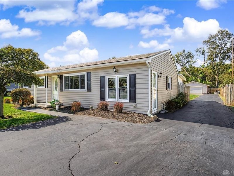 261 Judy Avenue, Carlisle, OH 45005 Photo 2