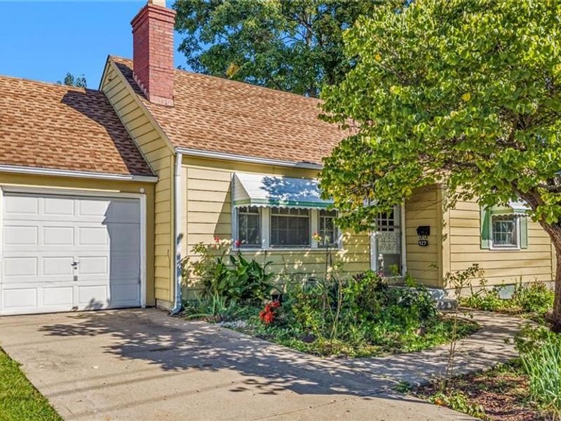 429 E Dorothy Lane, Dayton, OH 45419 Photo 2