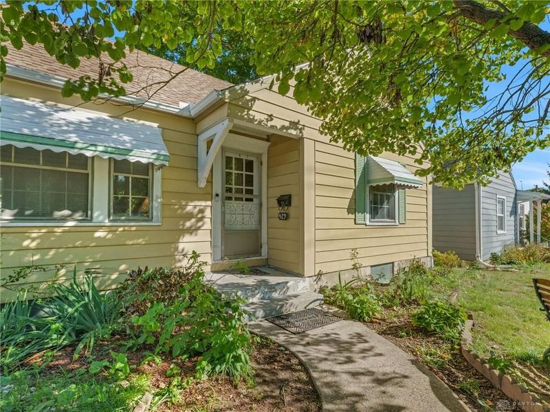 429 E Dorothy Lane, Dayton, OH 45419 Photo 4