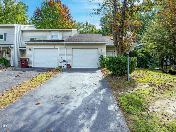 95 Tallow Wood Drive, Clifton Park, NY 12065