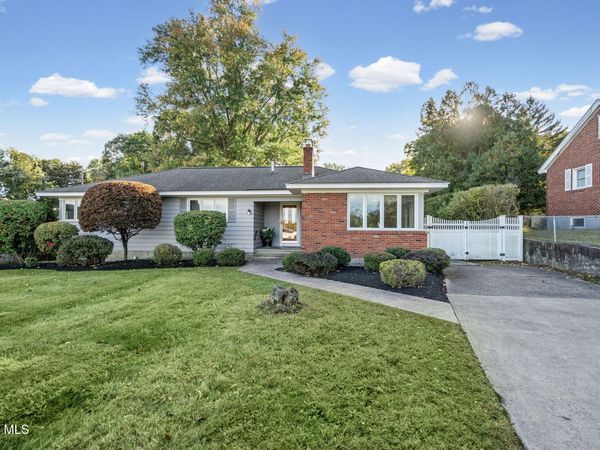1216 Hillside Drive, Watervliet, NY 12189
