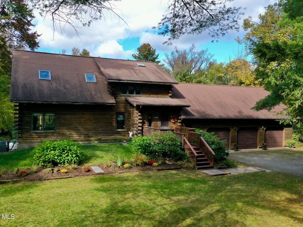 50 Hovey Road, Greenfield Center, NY 12833