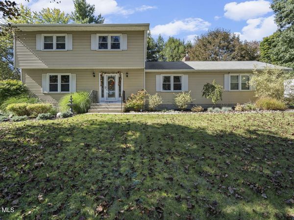 809 Westmoreland Drive, Niskayuna, NY 12309