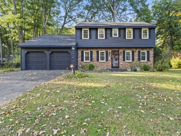 49 Devon Road, Delmar, NY 12054