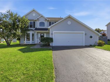 7 Bracknell Circle, Henrietta, NY 14586