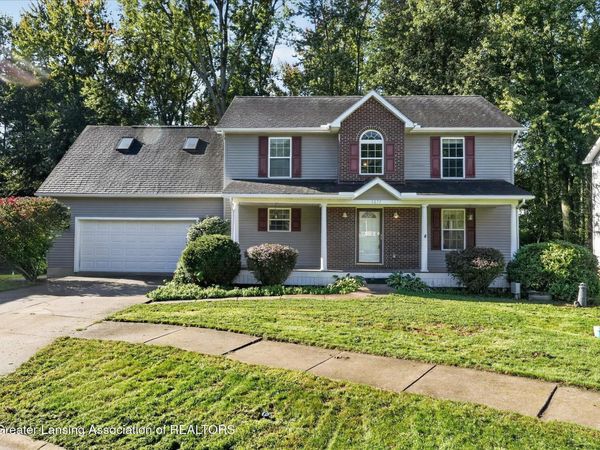 5677 Cartago Drive, Lansing, MI 48911