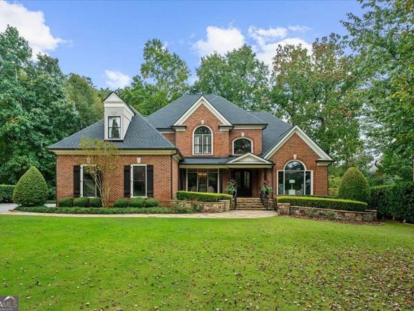 10020 Normandy Lane, Suwanee, GA 30024