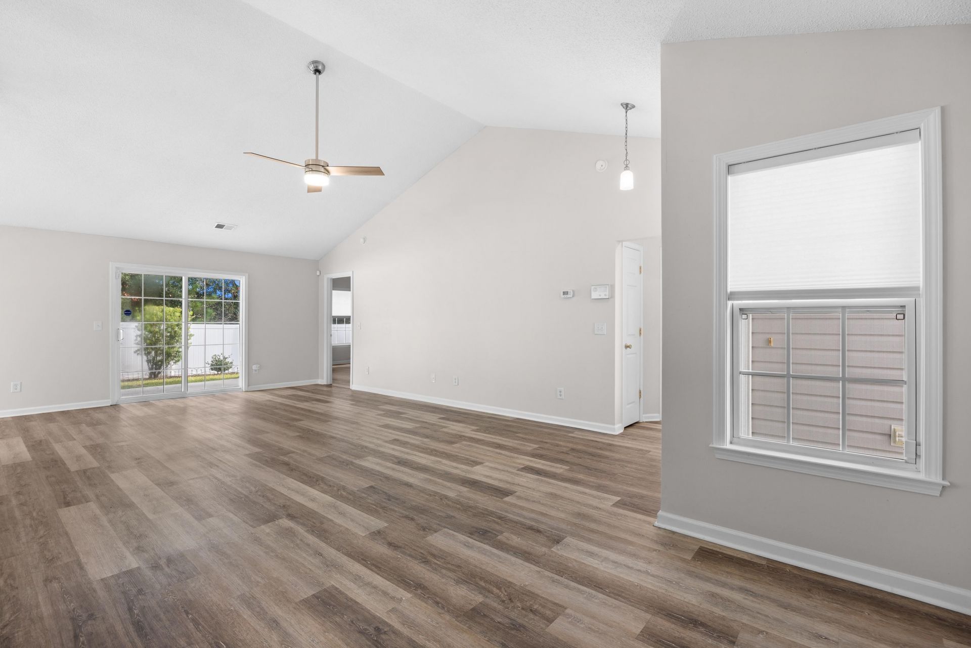 113 Southborough Ln. Photo 11