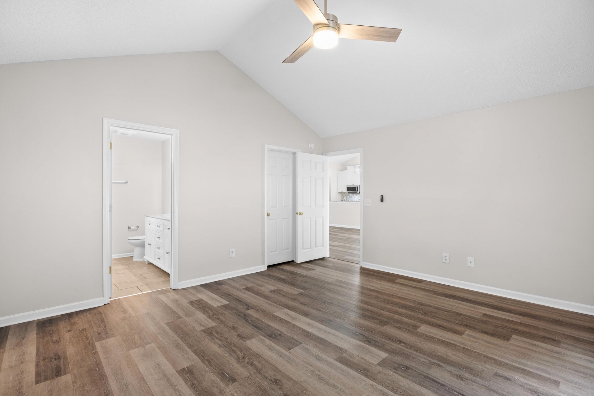 113 Southborough Ln. Photo 32