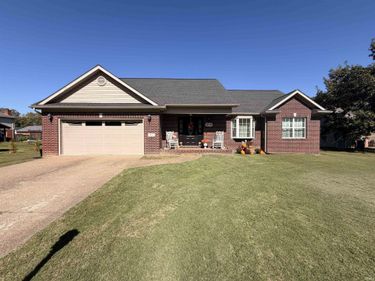 612 Southbrook Drive, Evansville, IN 47711