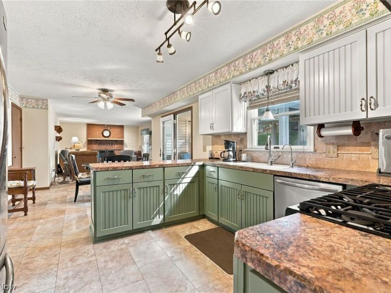 4191 Georgia Street NW, Massillon, OH 44646 Photo 4