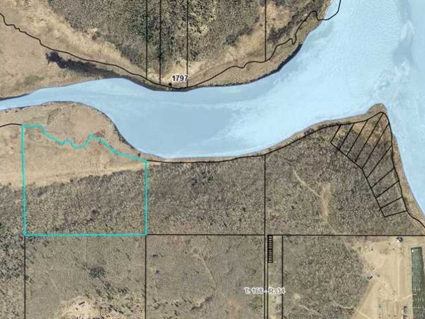 000 Youngs Bay Drive , Angle Inlet, MN 56711