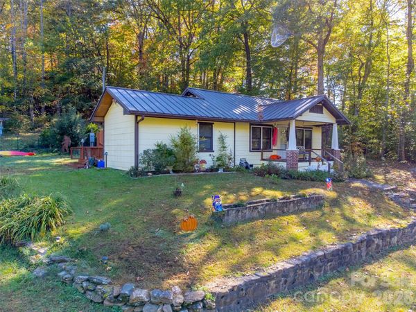 152 Mills Branch Road, Sylva, NC 28779