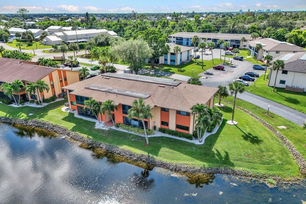 17421 Birchwood Ln, Unit 4, Fort Myers, FL 33908 Photo
