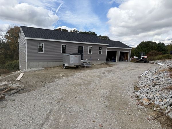 17 Piasta Road, Dudley, MA 01571