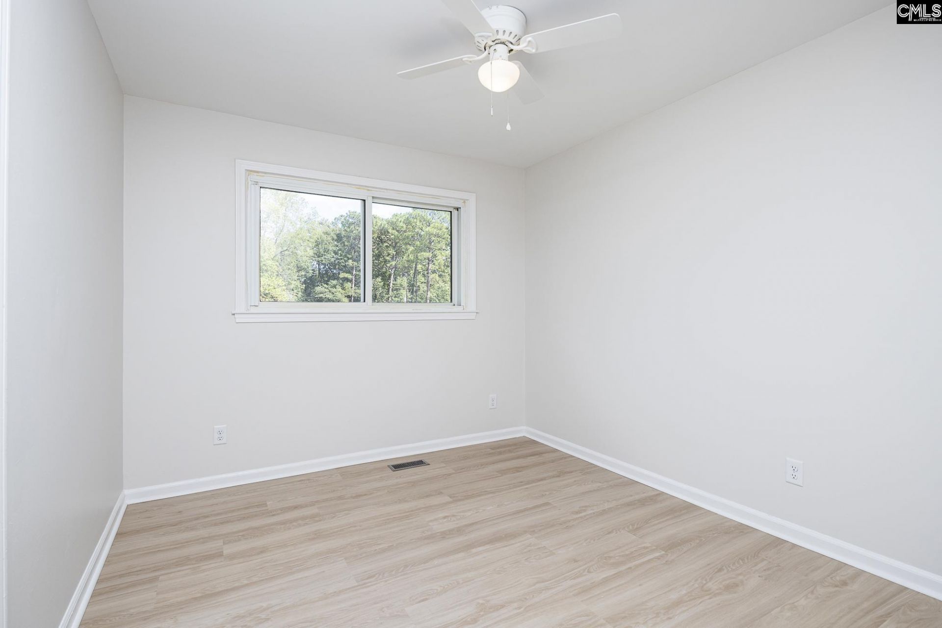 2529 Windsor Drive Photo 13