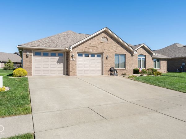 5066 W Quincy Court, Columbus, IN 47203