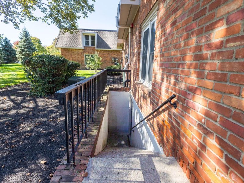 1495 Lafayette Drive, Unit 1495, Columbus, OH 43220 Photo 30